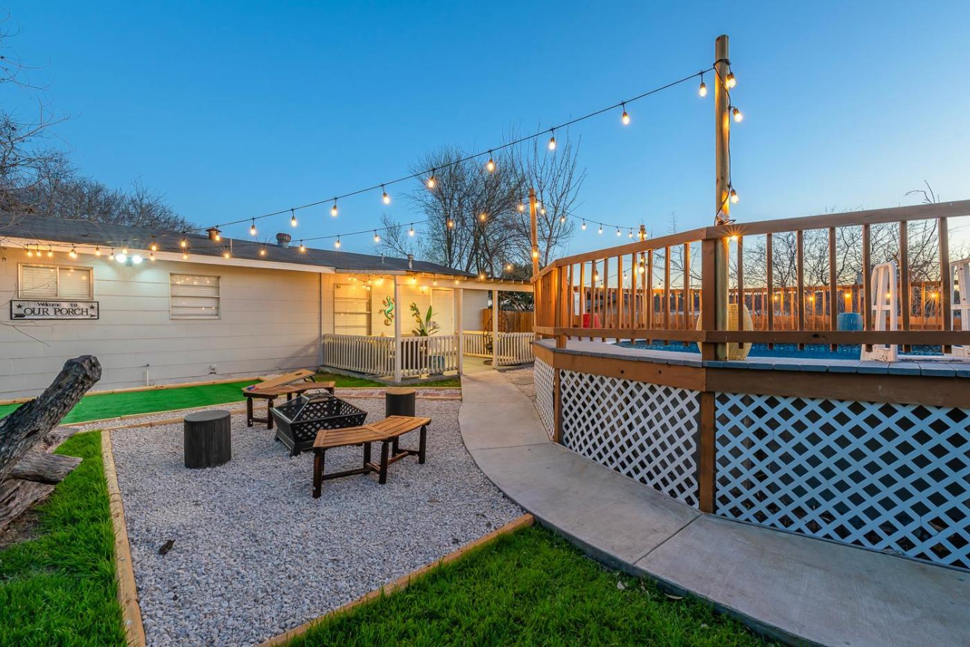 Game Room, Pool & Fire Pit At The Medical Center Сан Антонио Екстериор снимка